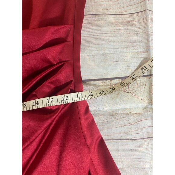 NWT David's Bridal Women's Apple Red Sleeveless Bridal Bridesmaid Dress - 16 - Picture 9 of 10